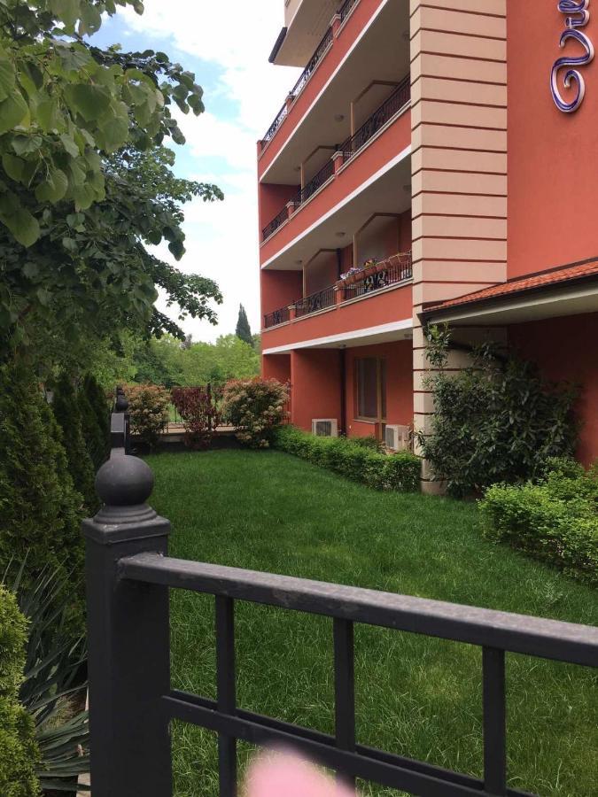 Villa Rossa Apartments 라브다 외부 사진