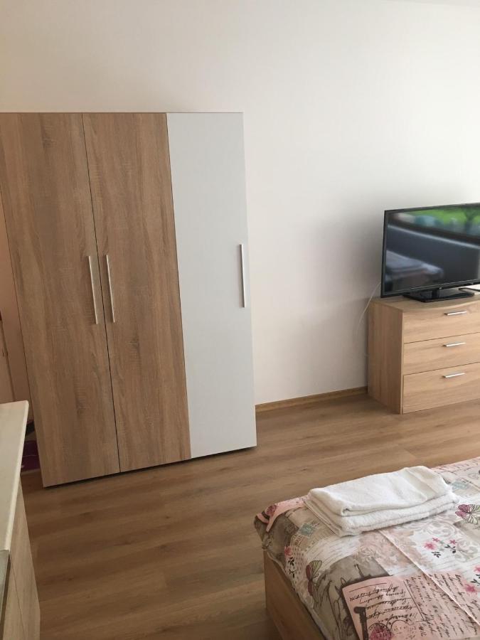 Villa Rossa Apartments 라브다 외부 사진