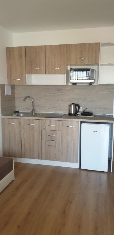 Villa Rossa Apartments 라브다 외부 사진